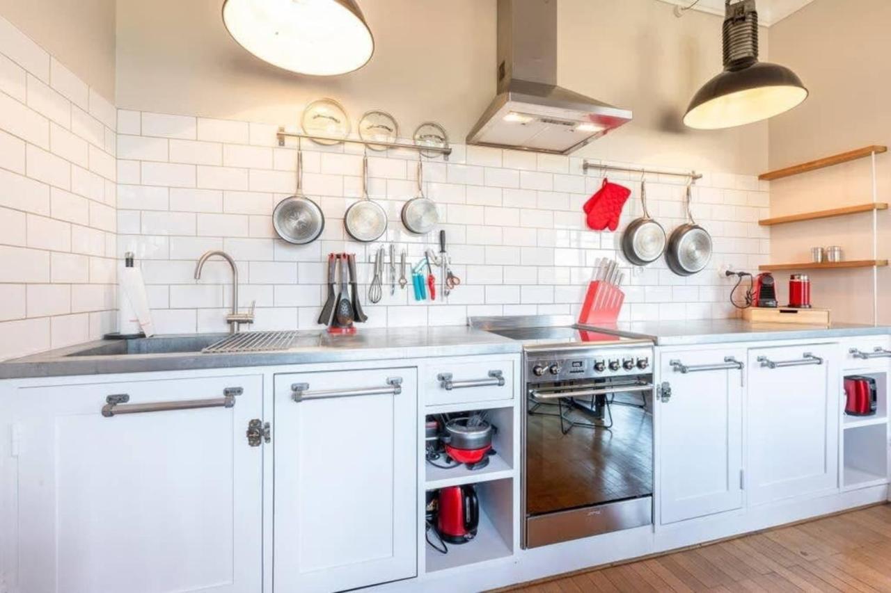 The Red Heart Of Annecy - Beautiful Apartment For 4 People Bagian luar foto