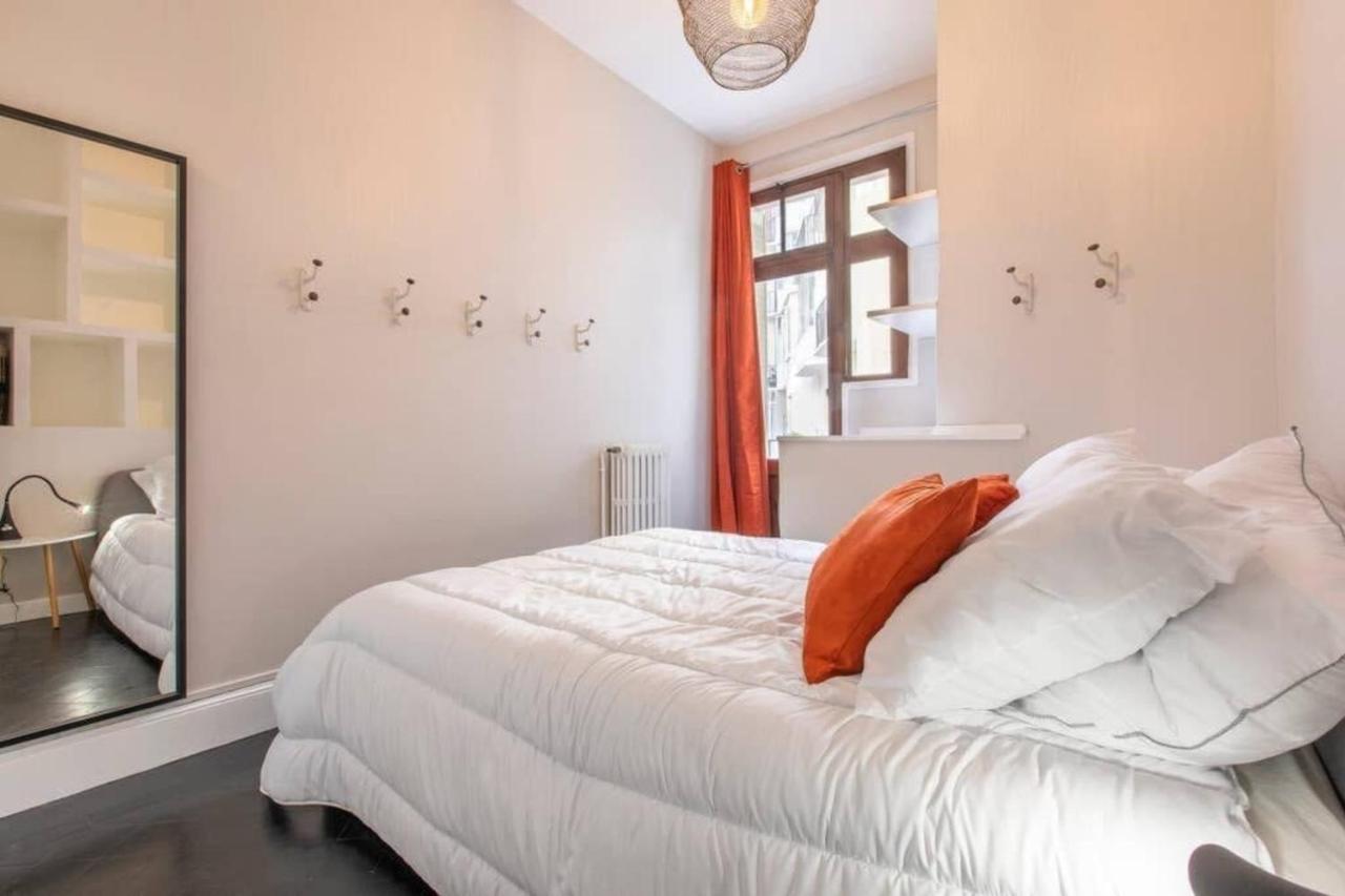 The Red Heart Of Annecy - Beautiful Apartment For 4 People Bagian luar foto